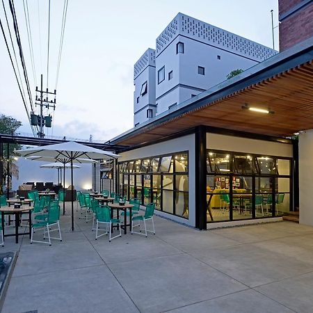 Arjuna Hotel Batu City Exterior foto