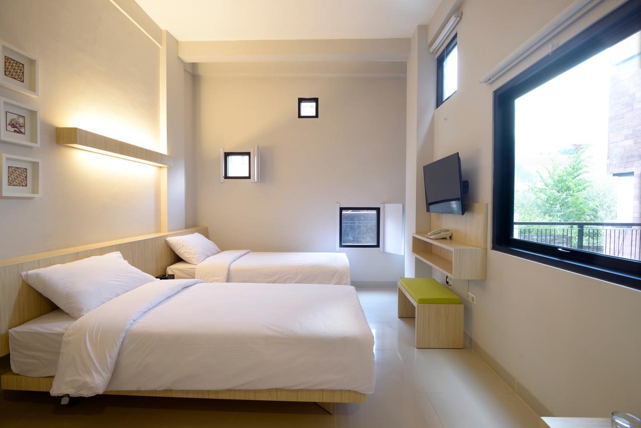 Arjuna Hotel Batu City Exterior foto